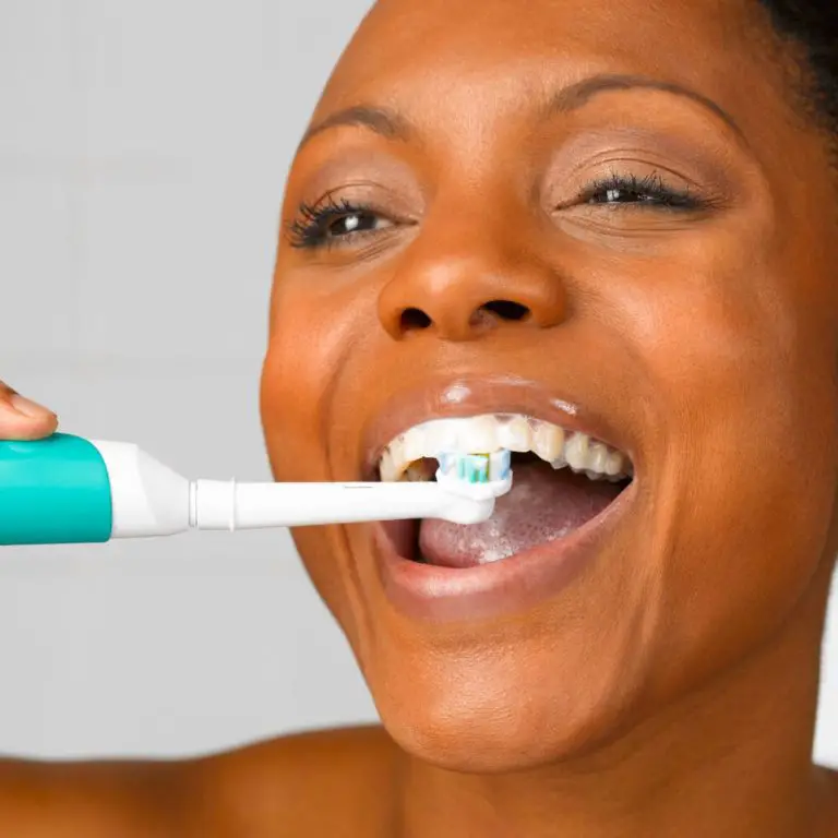 Why Do My Teeth Hurt When I Have a Cold? Understanding the Connection Between Toothache and Cold